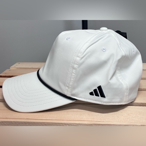 adidas Other - Adidas golf / rope cap (5-panel performance style)